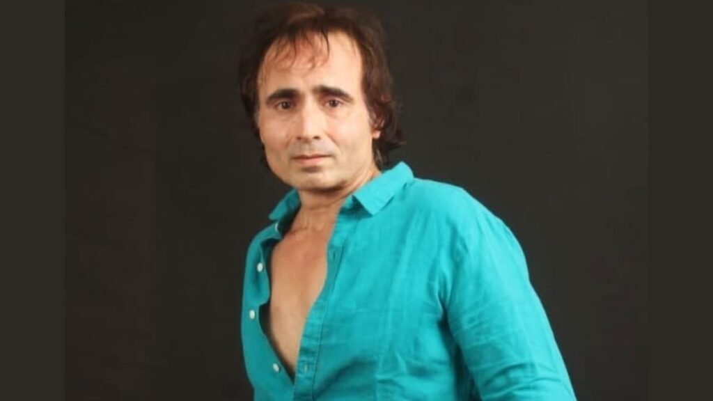The VICKY SABLOK Odyssey - From Mumbai's Lanes to Bollywood's Frames - Press Release - PNN Digital The VICKY SABLOK Odyssey - From Mumbai's Lanes to Bollywood's Frames - 1:- What motivated you to pursue acting despite the challenges you faced in your personal life? - PNN Digital