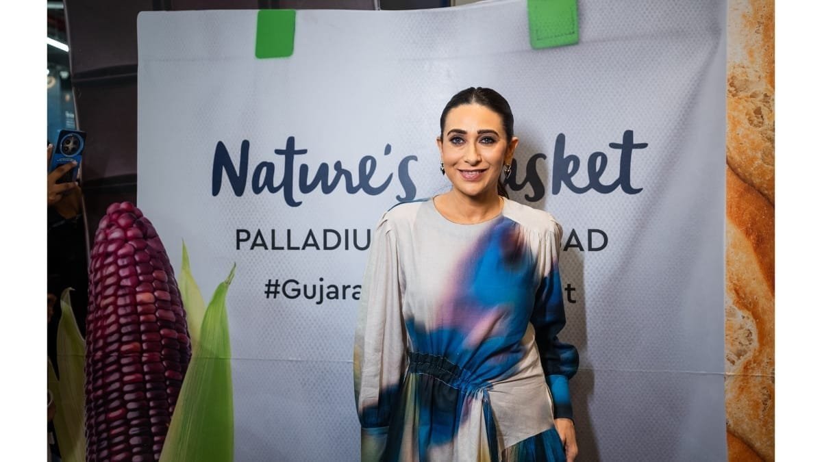 Karisma Kapoor Inaugurates Nature’s Basket’s First Experiential Store in Ahmedabad